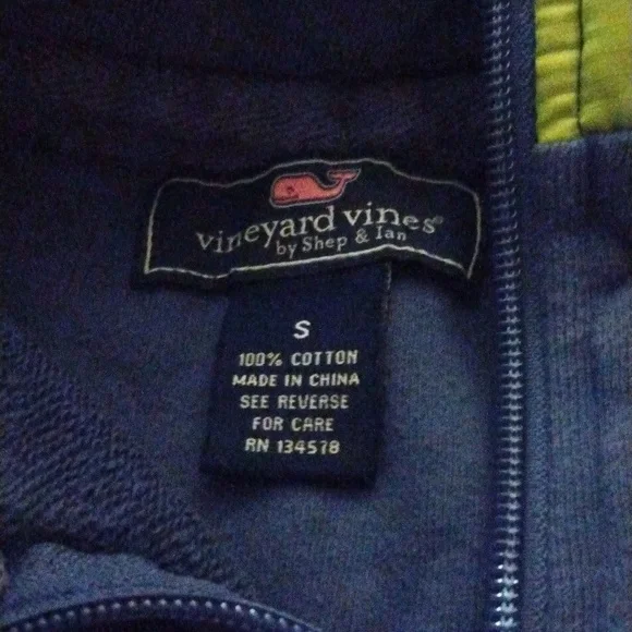 Vineyard vines small sweater - Picture 4 of 7